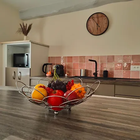 Holiday home La Bulle Romantique, Avec Jacuzzi Privatif